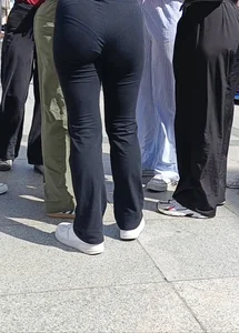 Nice round butt showing panties under legging