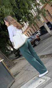 Bubble Butt In Green Pants (UP THE STAIRS + face shots)