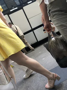 Hot blonde candid chick wearing a yellow dress street creepshots