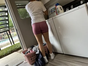 Thick cutie washing
