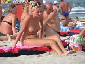 Topless and nude beach sexy girls