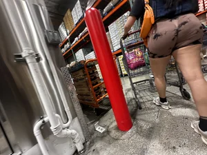 Costco Latina. So hot the way she bend over