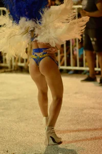 Sexy lady with a nice ass dressed up while dancing
