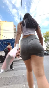 Latina baddie big fat ass (OC)