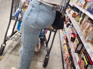 Out In The Wild 27 ( My favorite MILF Latina )