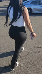 BBL action - Latina milf in parking lot, almost caught, very stupid [oc]