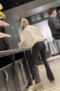 CandStop Mall Walking part 1 (various asses)