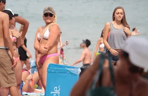 Sexy Florida girls in bikinis