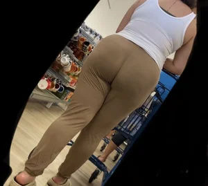 BIG FAT ASS! BBW🍑 (OC)