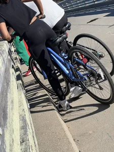 Sexy tight butt indian in leggings
