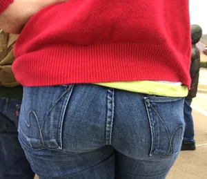 Bubble Ass in Tight Jeans Street Closeup Creepshot