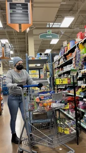 Same Kroger milf Pawg Diff day & Jeans. Caught
