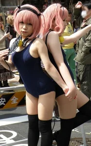 Sexy Asian girls in Cosplay outfits