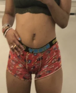 Hot girls' selfies and non candid pics