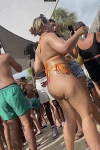 Crazy thick pawg in thong capped from all angles (OC)