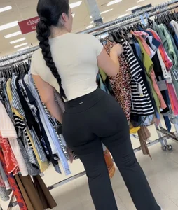 Hourglass figure big tits