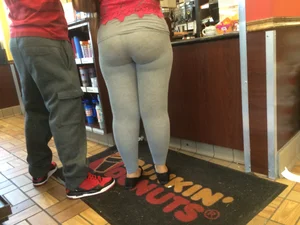 Greyt Upstate PAWG Ass Catch