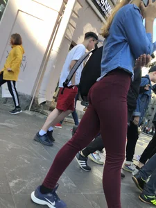 Perfect Ass And Fit Legs in Tight Red Jeans Street Crosswalk Creepshots Gallery