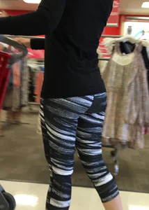 Candid girls in leggings and tights
