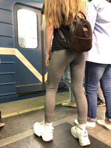 Skinny Girl in Leggings Subway Candid