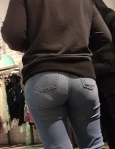 Amazing gorgeous ass in tight jeans, delicious