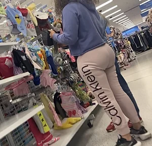 Thick Latina Milf In Pink Sweatpants!