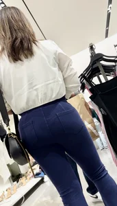 Bulk drop - 1 perfect ass
