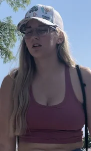 At the fair: 2 hot blondes