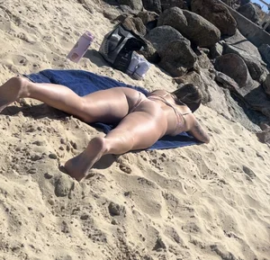 White Chick Tanning