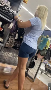 Sexy Solid Mature Gilf W Nice Smooth Legs