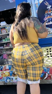 Fat ass in yellow