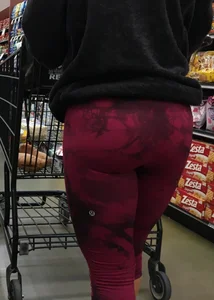 Milf grocery shopping in red leggings with a great ass