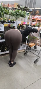 Milf (Gilf?) In skintight pants at Home Depot