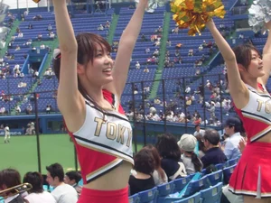 Candid cheerleaders