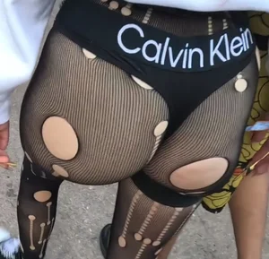 Very jiggly raver girl
