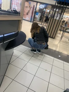 Teen slut tight jean ass