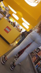 Red head in lego store with a bubble but