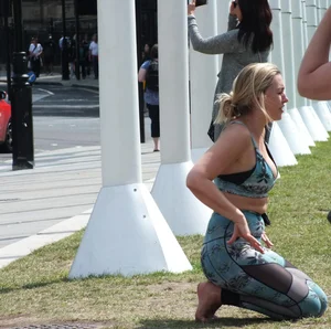 Candid sexy yoga girls