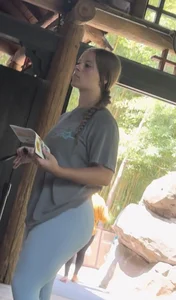 Cute PAWG at the ZOO W/VPL