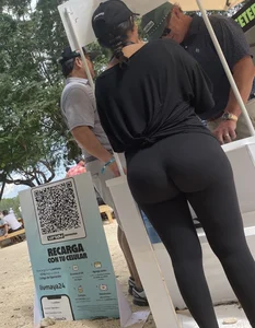 The Best Ass EVER ! 10/10 (OC) NUTBUSTER