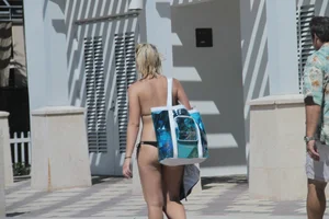 Deerfield Beach bikini girls