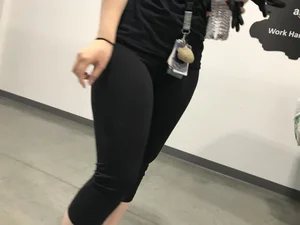 Sexy Amazon employee in leggings with a nice ass