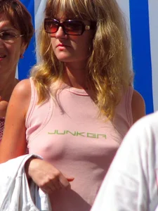 Candid tits and pokies