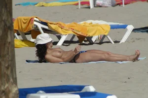 Sexy mature girls on Vilanova topless beach