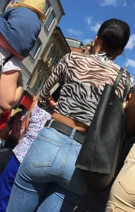 Couple of nice jeans asses out shopping