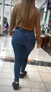 Fat asses in jeans - which is your fav? (OC)