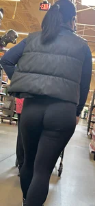 Tight booty Asian chic in black‼️