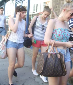 Daisy dukes candid girl showing her ass cheeks