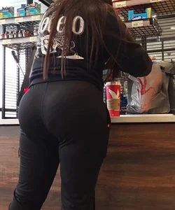 OC. Thick Latina mommy with thick cheeks