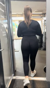 (Pt. 3) Thick gym PAWG w/ faceshot